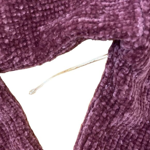 NEW PINK Victoria’s Secret Chenille Oversized Sweater Plum Purple Small - Picture 3 of 4